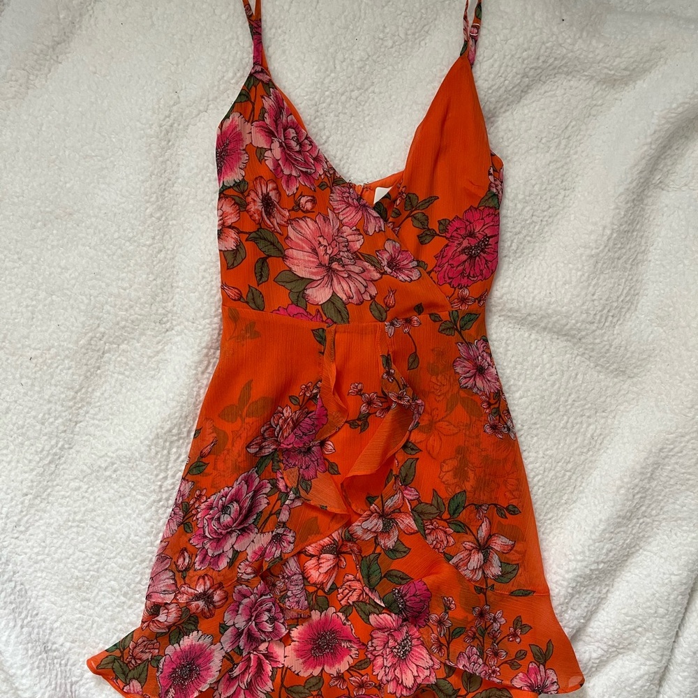 NEW WITH TAGS Orange floral dress